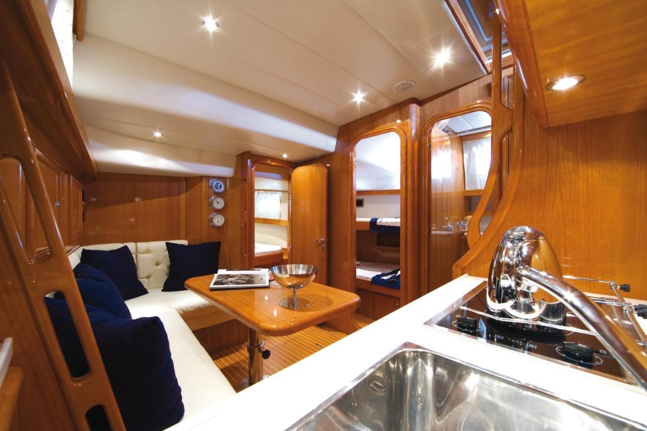 فندق Night On Board لا ماداّلينا المظهر الخارجي الصورة