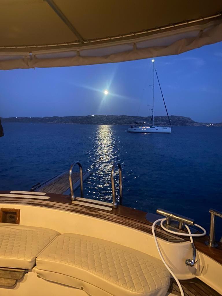 فندق Night On Board لا ماداّلينا المظهر الخارجي الصورة